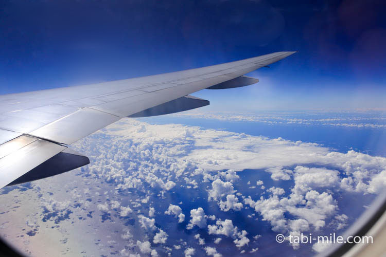 飛行機からの空の景色