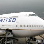 ユナイテッド航空　荷物を積むところ
