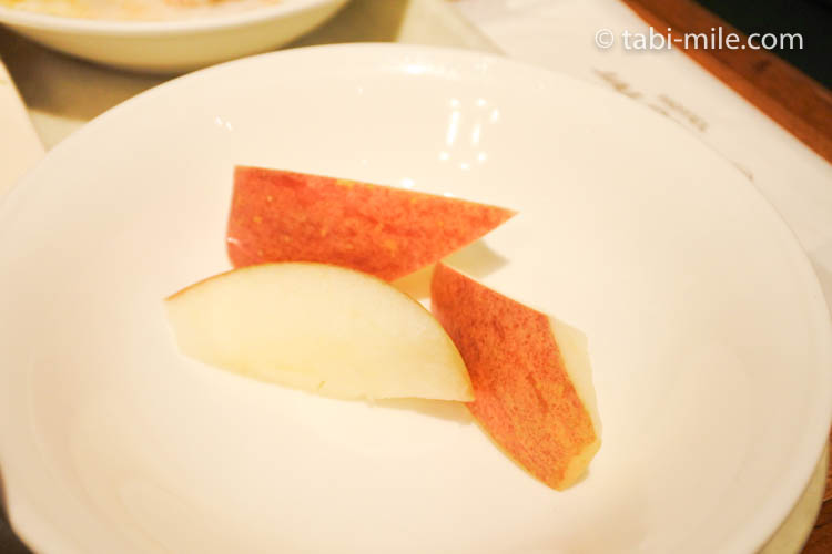 ホテルJALシティ青森　ラ・セーラ　朝食　生りんご