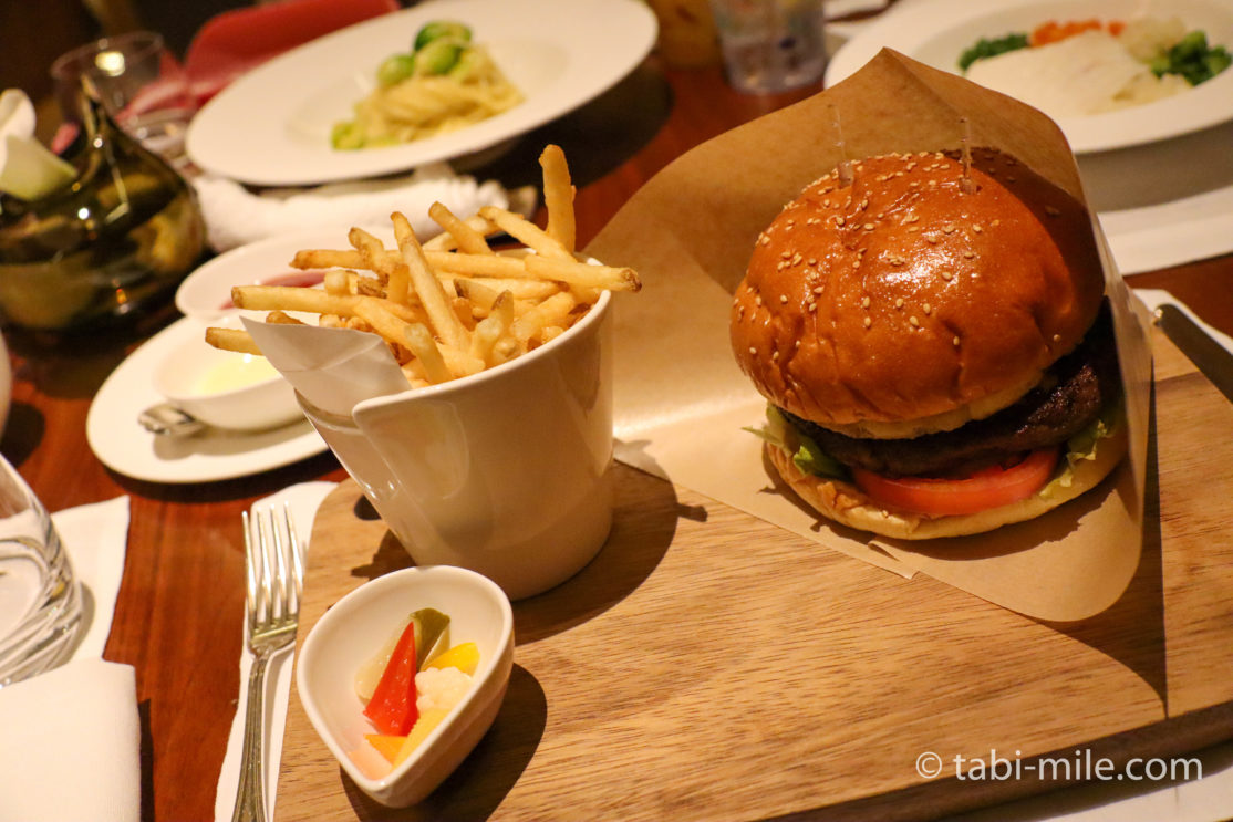 ザ リッツ カールトン京都のザ ロビー ラウンジでハンバーガー パスタディナー 離乳食対応も