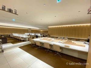 沖縄那覇空港ANAラウンジ訪問記！新しくなって広く快適な空港ラウンジに