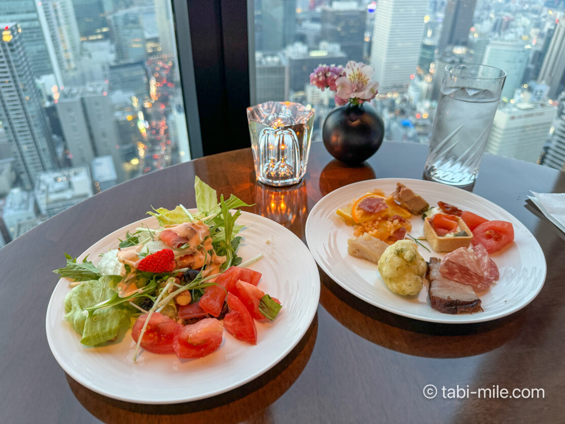 コンラッド大阪エグゼクティブラウンジ_イブニングカクテル