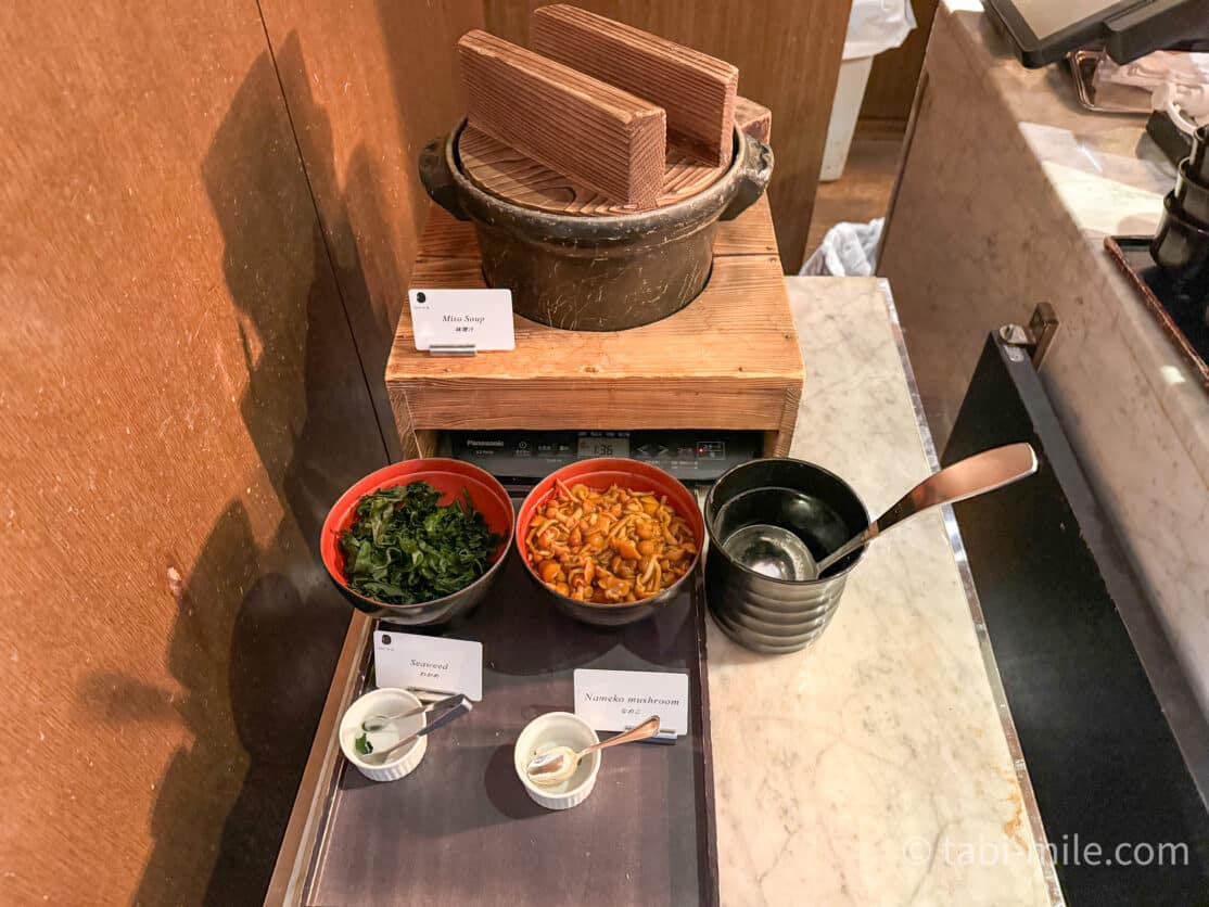 コンラッド東京朝食ビュッフェの様子 和食