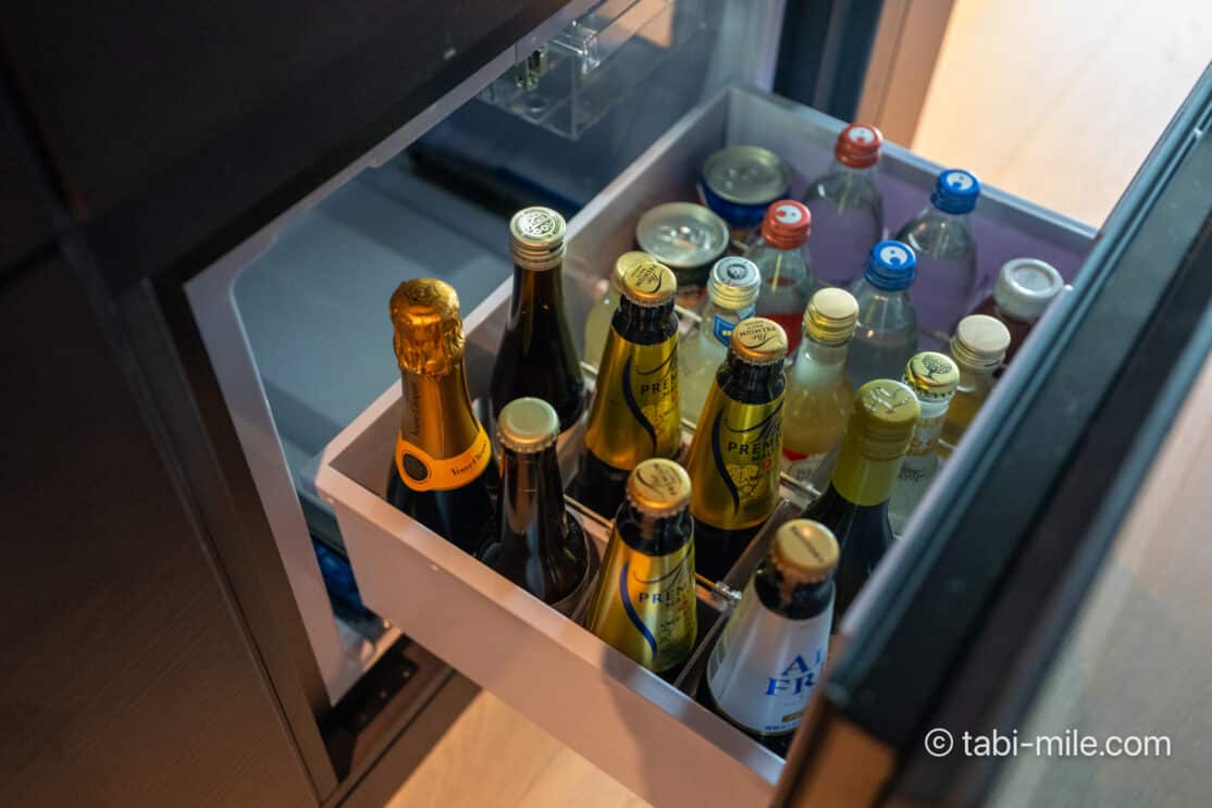 JWマリオット・ホテル東京宿泊記|ジュニアスイート、ベイデラックス、アーバンデラックスレビュー!圧巻のプールも写真で解説