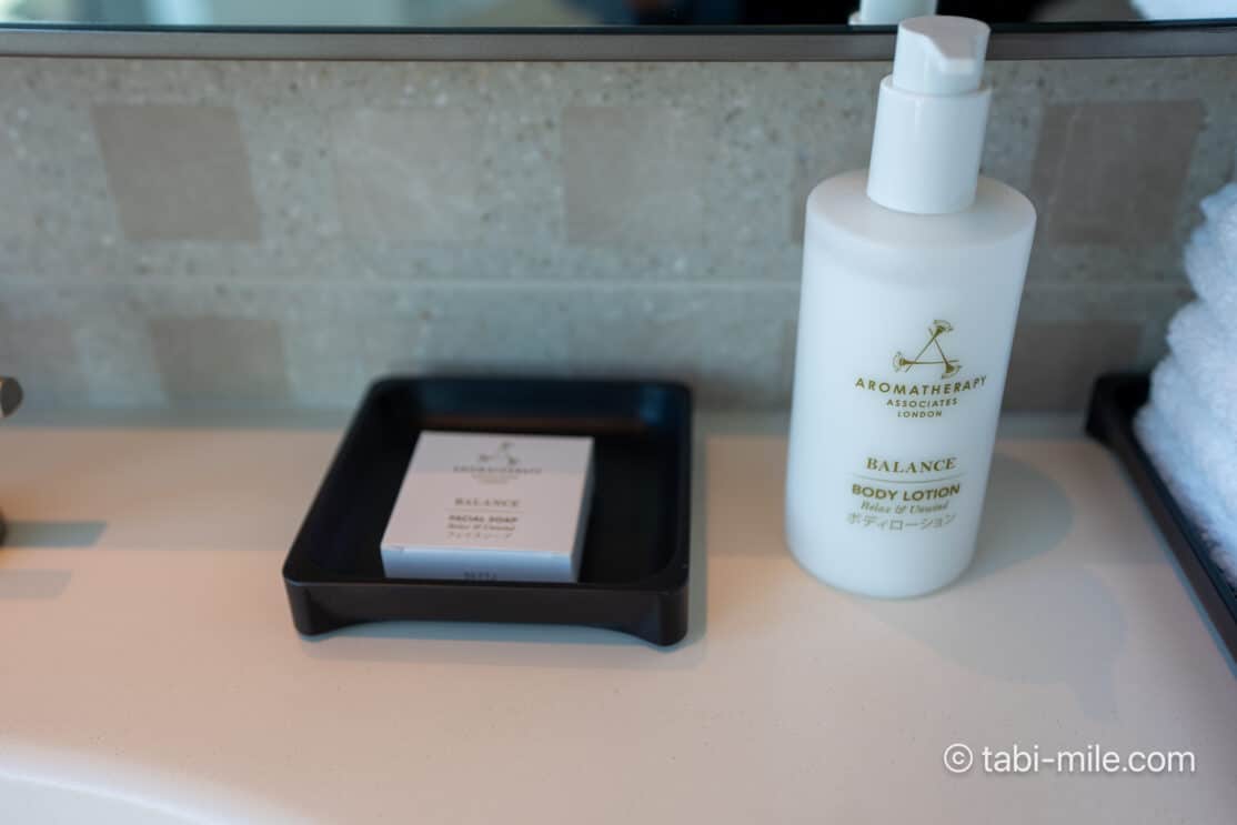 JWマリオット・ホテル東京宿泊記|ジュニアスイート、ベイデラックス、アーバンデラックスレビュー!圧巻のプールも写真で解説