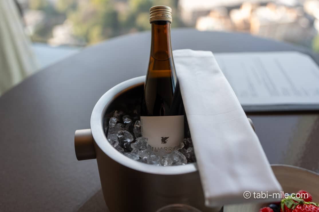 JWマリオット・ホテル東京宿泊記|ジュニアスイート、ベイデラックス、アーバンデラックスレビュー!圧巻のプールも写真で解説