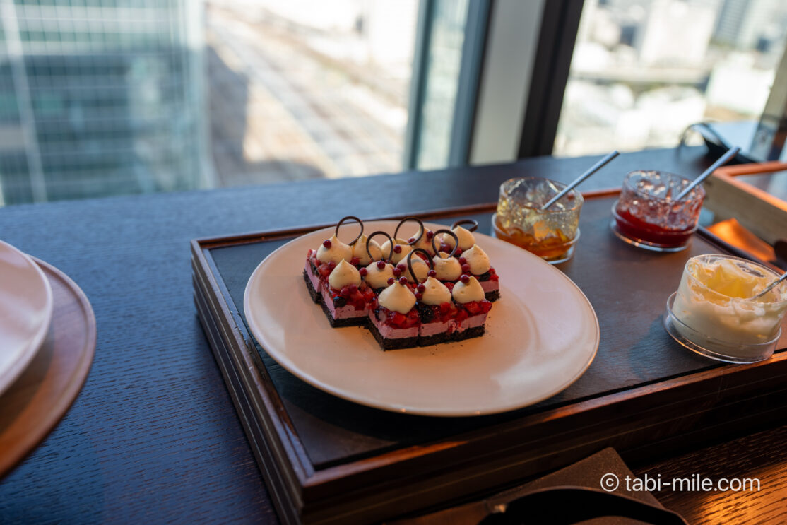 JWマリオット・ホテル東京の素晴らしいエグゼクティブラウンジの全フードプレゼンテーションレビュー！