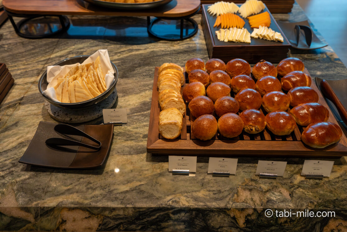 JWマリオット・ホテル東京の素晴らしいエグゼクティブラウンジの全フードプレゼンテーションレビュー！