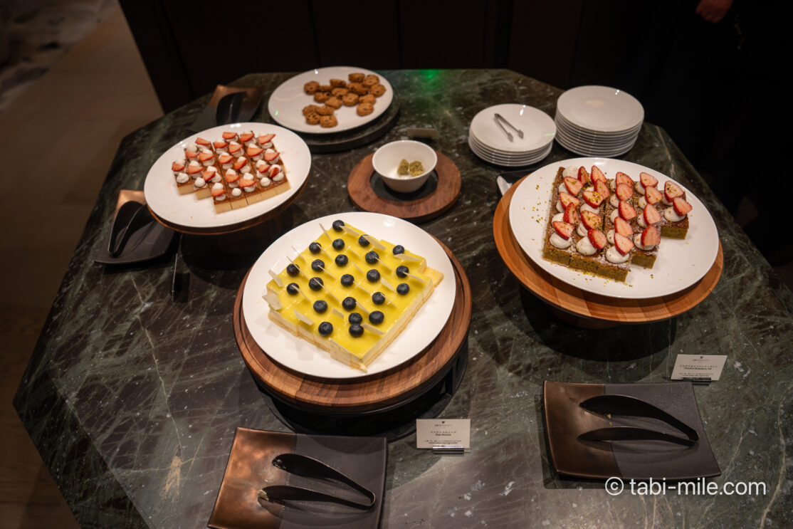 JWマリオット・ホテル東京の素晴らしいエグゼクティブラウンジの全フードプレゼンテーションレビュー！