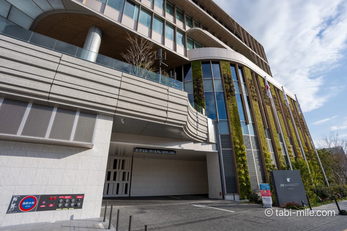 JWマリオット・ホテル東京宿泊記|ジュニアスイート、ベイデラックス、アーバンデラックスレビュー!圧巻のプールも写真で解説