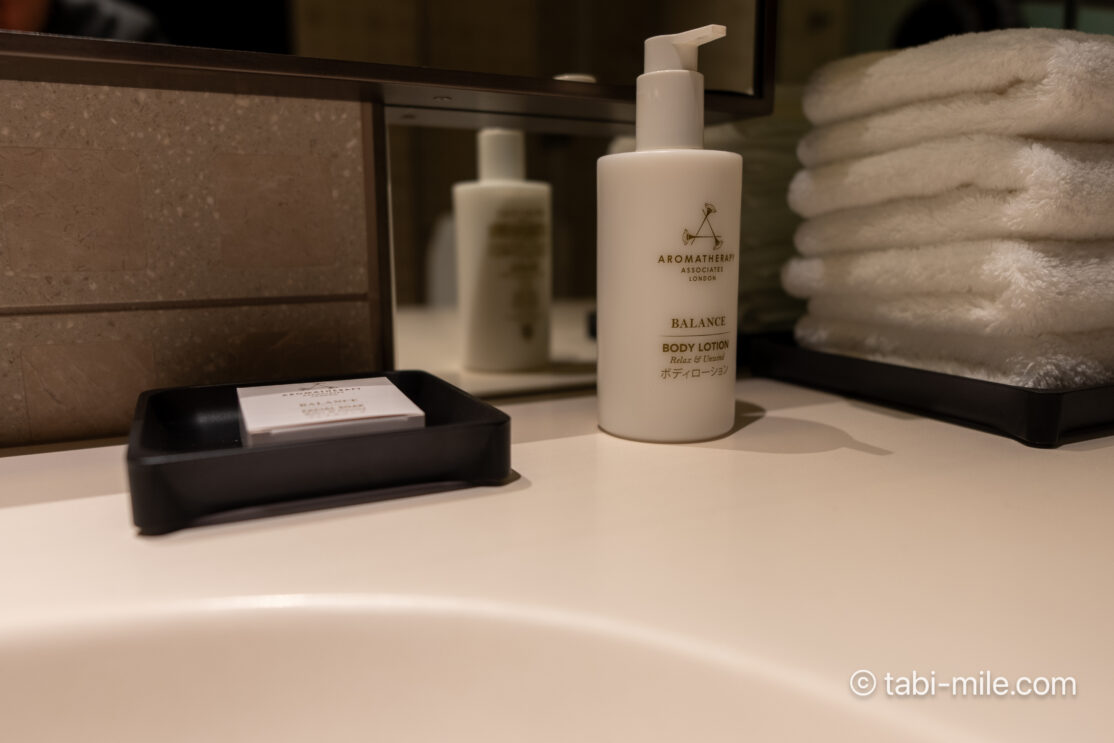 JWマリオット・ホテル東京宿泊記|ジュニアスイート、ベイデラックス、アーバンデラックスレビュー!圧巻のプールも写真で解説